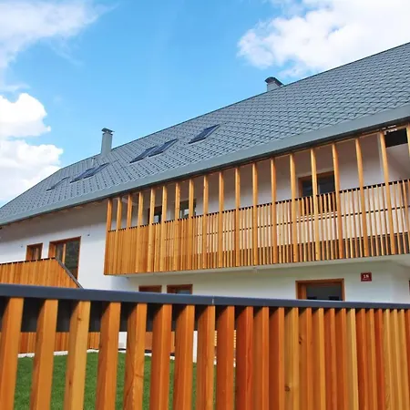 Jurijana - New 4-bedroom Triplex With Sauna & Garden Apartment Bohinj
