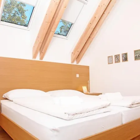 Jurijana - New 4-bedroom Triplex With Sauna & Garden Bohinj