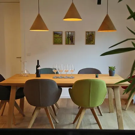 Jurijana - New 4-bedroom Triplex With Sauna & Garden