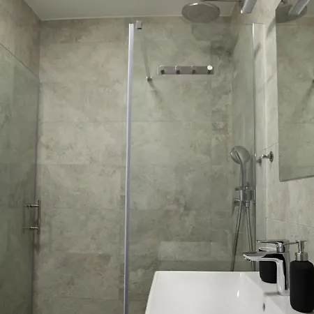 Jurijana - New 4-bedroom Triplex With Sauna & Garden * Bohinj