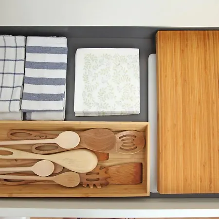 Jurijana - New 4-bedroom Triplex With Sauna & Garden Apartment