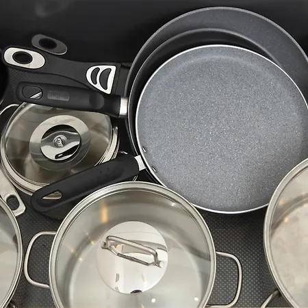 Jurijana - New 4-bedroom Triplex With Sauna & Garden Apartment *