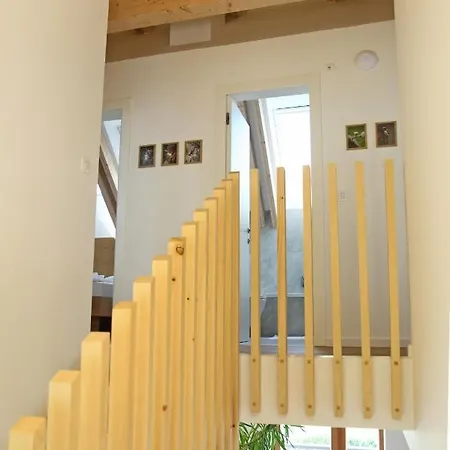 Apartman Jurijana - New 4-bedroom Triplex With Sauna & Garden