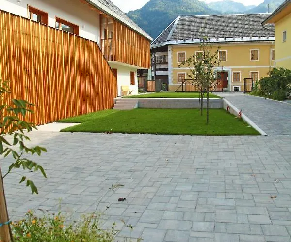 Apartmán Jurijana - New 4-bedroom Triplex With Sauna & Garden Bohinj