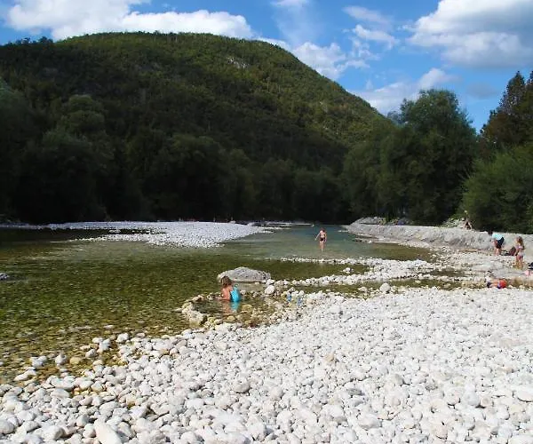 Apartmán Jurijana - New 4-bedroom Triplex With Sauna & Garden Bohinj