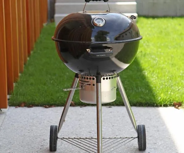 Apartmán Jurijana - New 4-bedroom Triplex With Sauna & Garden Bohinj